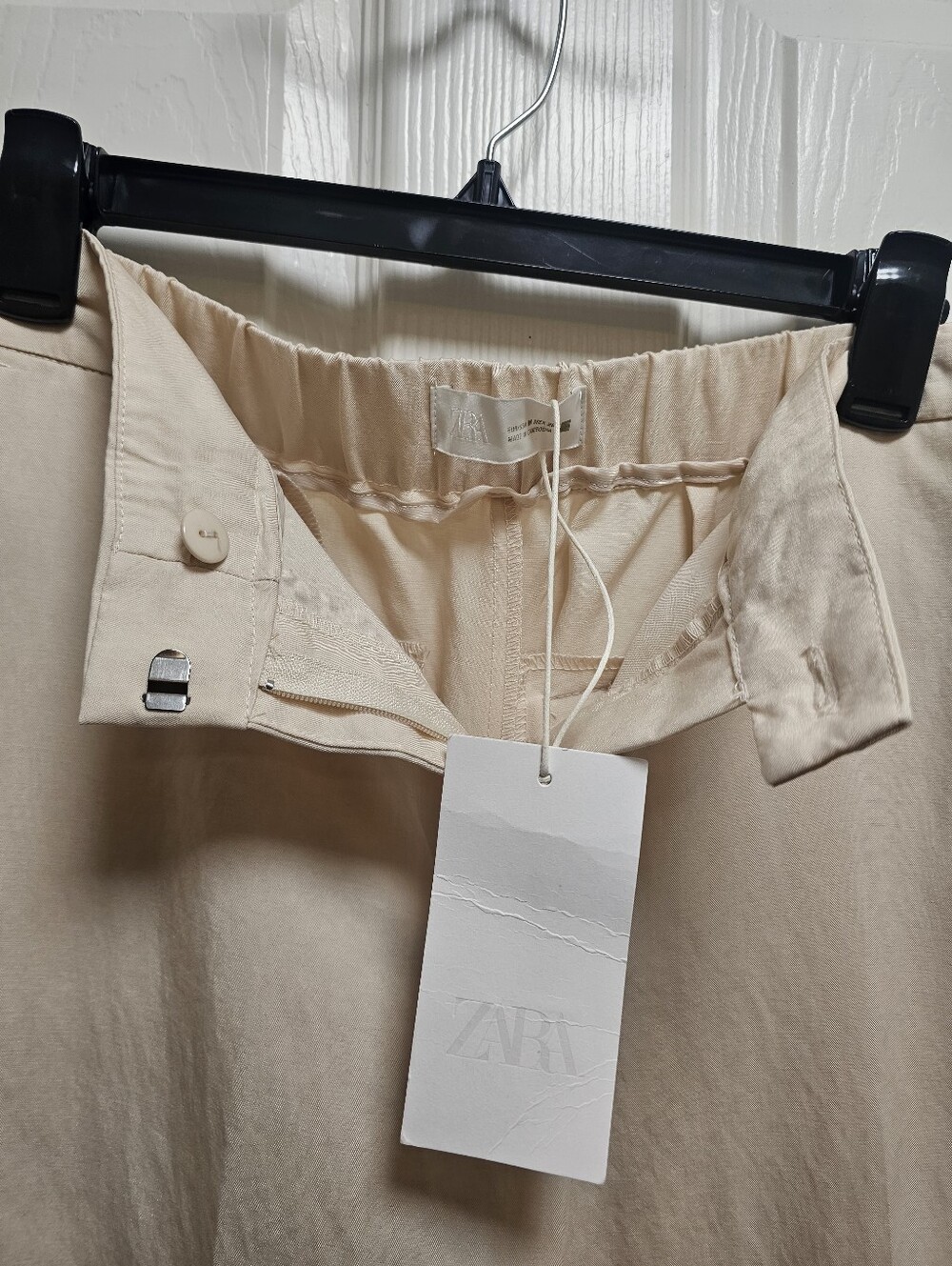 Zara NWT Beige Straight Leg Pants - Size M - Picture 5 of 12